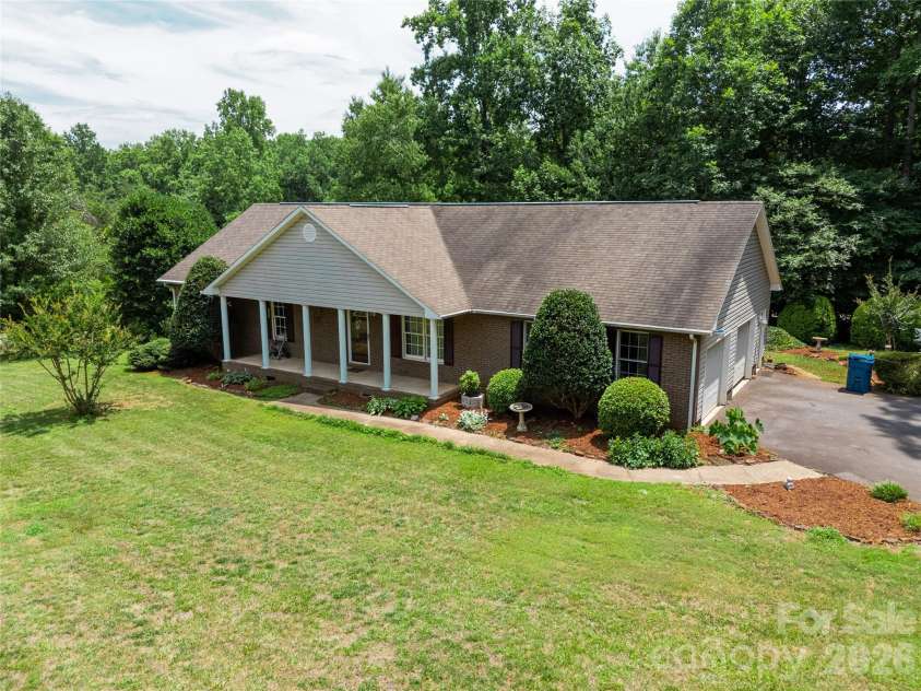 1724 Wellington Avenue, Newton, NC 28658.  MLS# CAR4392488, YatesRealty ID 30755. 