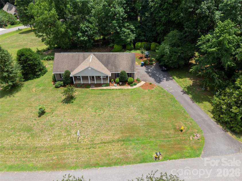 1724 Wellington Avenue, Newton, NC 28658.  MLS# CAR4392488, YatesRealty ID 30755. 