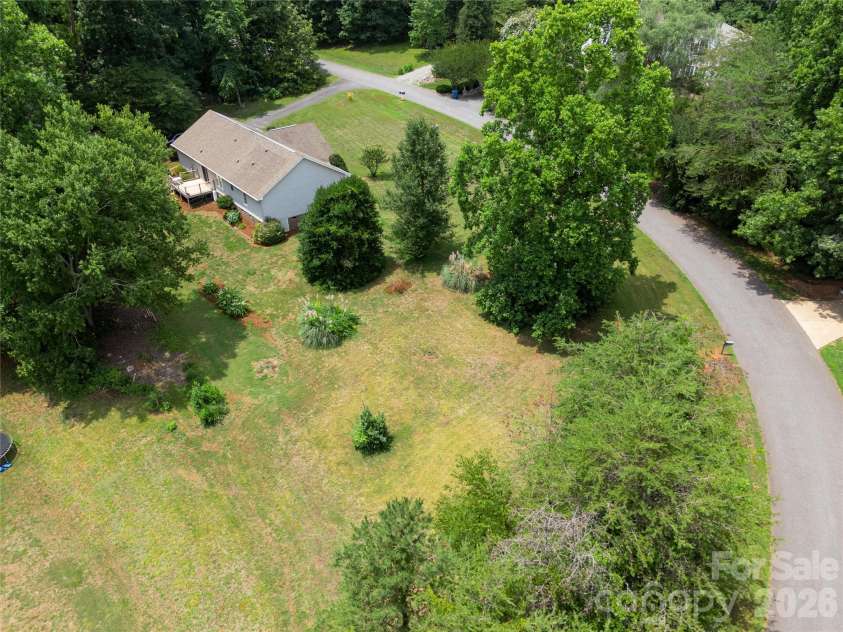 1724 Wellington Avenue, Newton, NC 28658.  MLS# CAR4392488, YatesRealty ID 30755. 