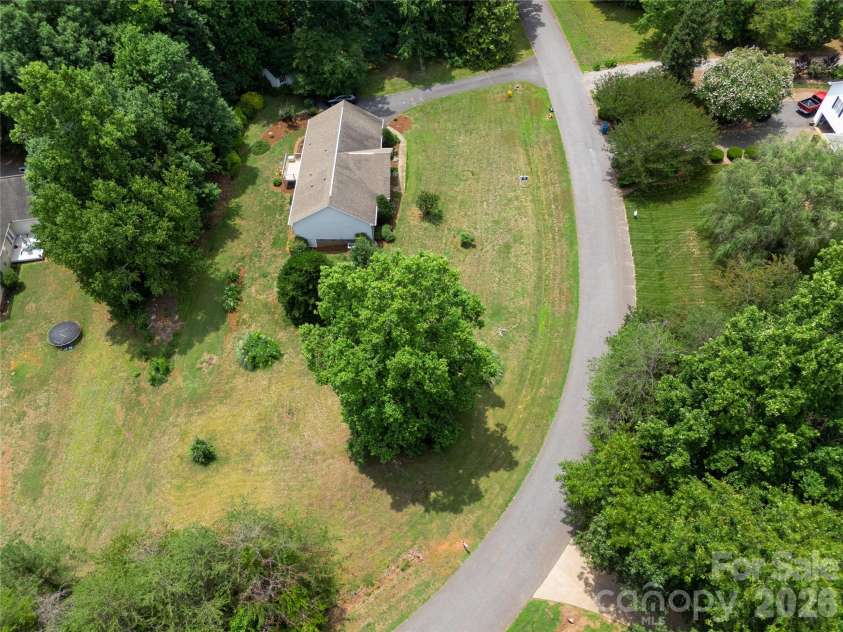 1724 Wellington Avenue, Newton, NC 28658.  MLS# CAR4392488, YatesRealty ID 30755. 