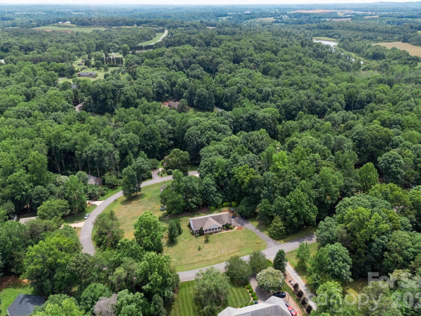 1724 Wellington Avenue, Newton, NC 28658.  MLS# CAR4392488, YatesRealty ID 30755. 