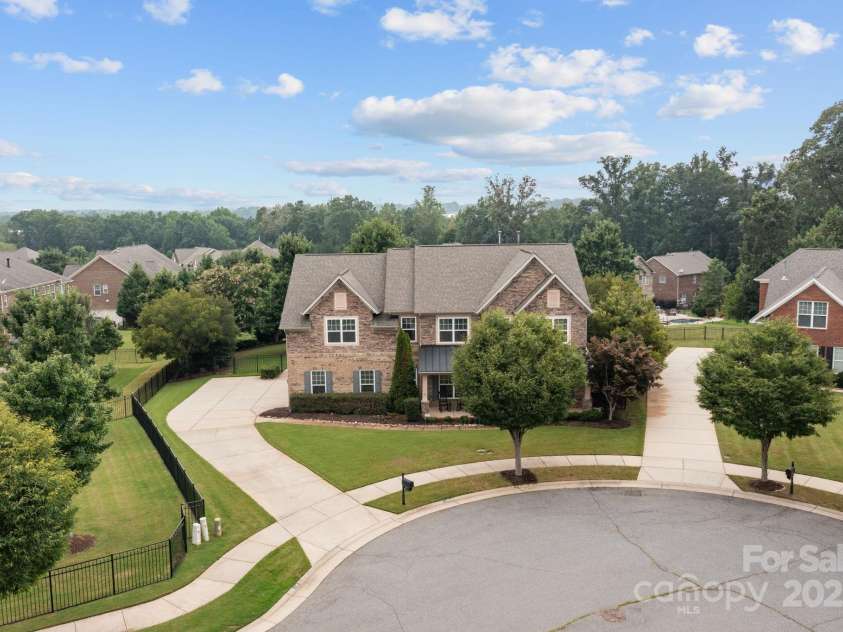 139 Gleniris Trail, Mooresville, NC 28115.  MLS# CAR4289246, YatesRealty ID 30756. 