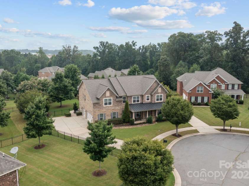 139 Gleniris Trail, Mooresville, NC 28115.  MLS# CAR4289246, YatesRealty ID 30756. 
