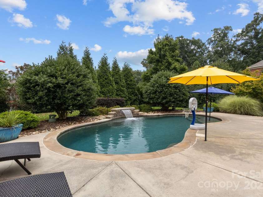 139 Gleniris Trail, Mooresville, NC 28115.  MLS# CAR4289246, YatesRealty ID 30756. 