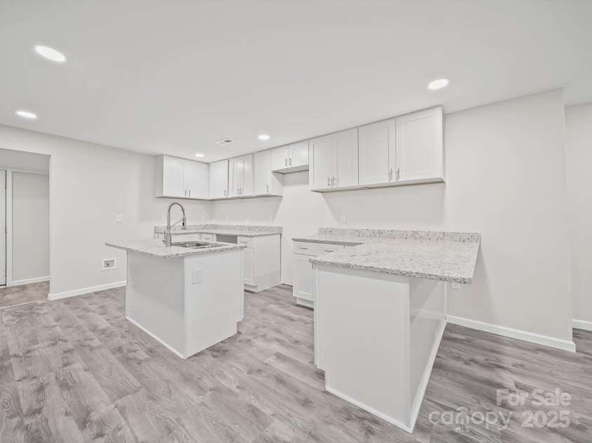 5 Cooper Street, Salisbury, NC 28144.  MLS# CAR4282765, YatesRealty ID 30757. 