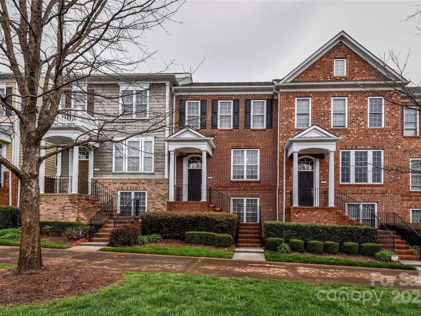 599 Sixth Baxter Crossing, Fort Mill, SC 29708.  MLS# CAR4225291, YatesRealty ID 3076. 