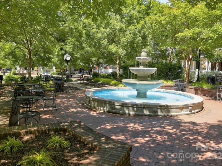 599 Sixth Baxter Crossing, Fort Mill, SC 29708.  MLS# CAR4225291, YatesRealty ID 3076. 