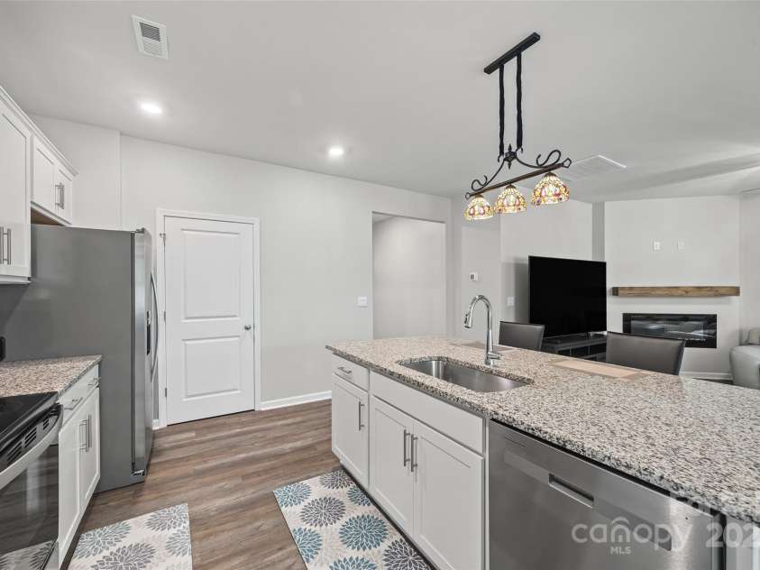 1235 Rutherford Street, York, SC 29745.  MLS# CAR4289846, YatesRealty ID 30760. 