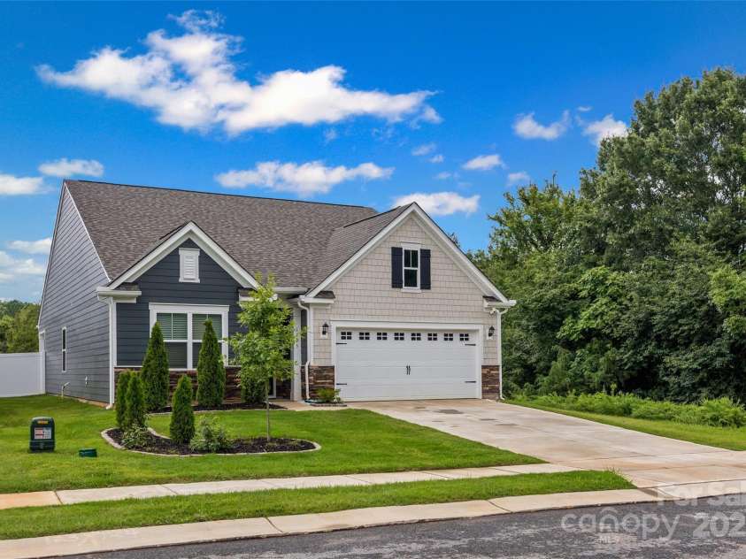 1235 Rutherford Street, York, SC 29745.  MLS# CAR4289846, YatesRealty ID 30760. 