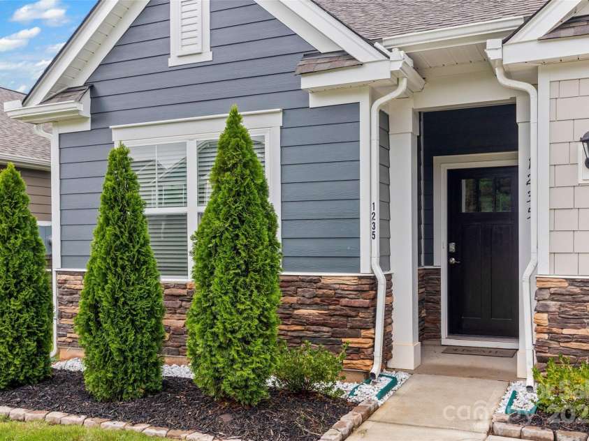 1235 Rutherford Street, York, SC 29745.  MLS# CAR4289846, YatesRealty ID 30760. Beautiful landscaping