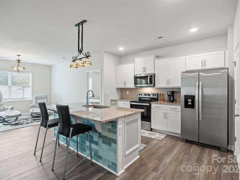 1235 Rutherford Street, York, SC 29745.  MLS# CAR4289846, YatesRealty ID 30760. Open Kitchen