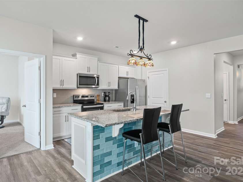 1235 Rutherford Street, York, SC 29745.  MLS# CAR4289846, YatesRealty ID 30760. Tiled Island