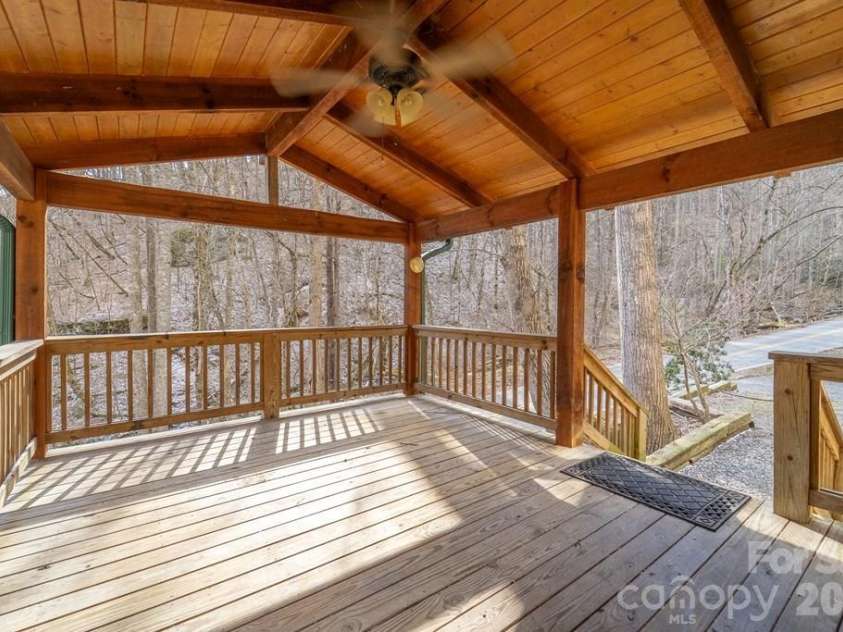 1668 Buff Creek Road, Sylva, NC 28779.  MLS# CAR4394076, YatesRealty ID 30761. 