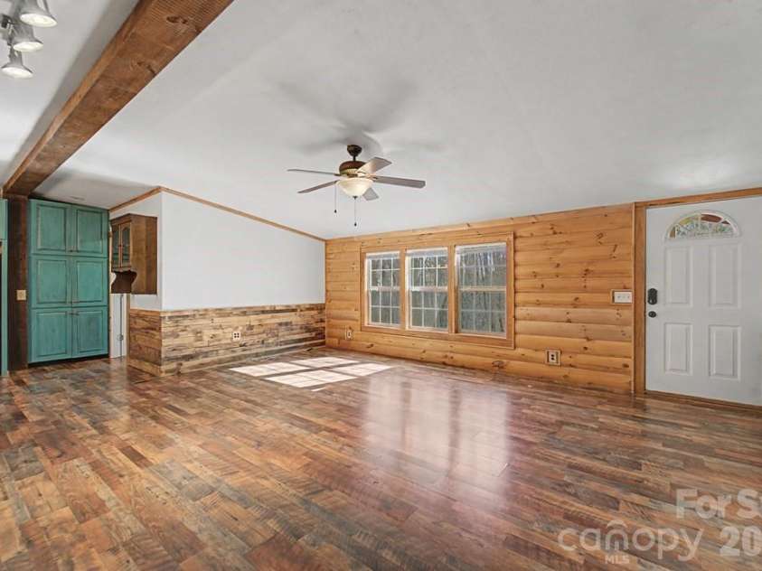 1668 Buff Creek Road, Sylva, NC 28779.  MLS# CAR4394076, YatesRealty ID 30761. 