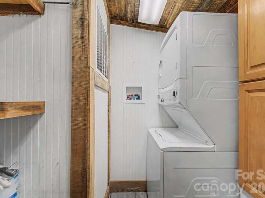 1668 Buff Creek Road, Sylva, NC 28779.  MLS# CAR4394076, YatesRealty ID 30761. 