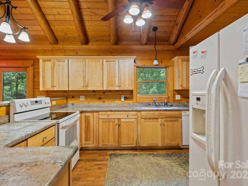 266 Rhododendron Drive, Saluda, NC 28773.  MLS# CAR4288597, YatesRealty ID 30762. Beautiful cabinets