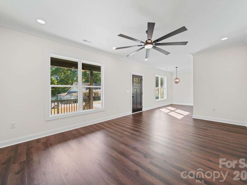 993 13th Street, Lancaster, SC 29720.  MLS# CAR4393883, YatesRealty ID 30762. 