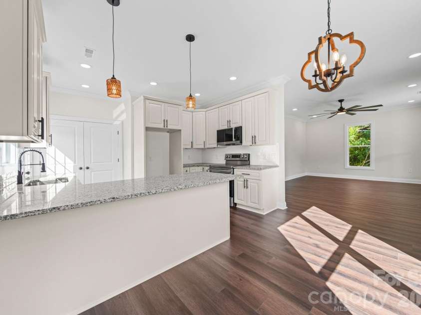 993 13th Street, Lancaster, SC 29720.  MLS# CAR4393883, YatesRealty ID 30762. 