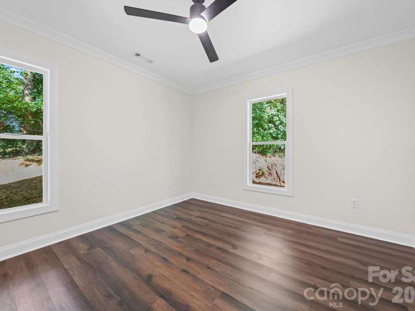 993 13th Street, Lancaster, SC 29720.  MLS# CAR4393883, YatesRealty ID 30762. 