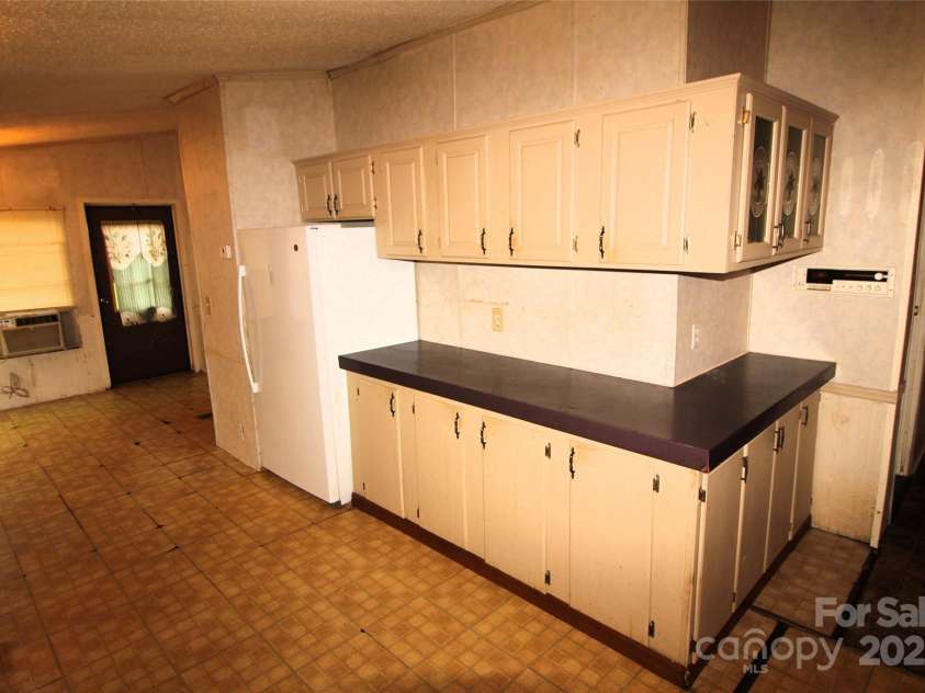 50 McClain Street, York, SC 29745.  MLS# CAR4289770, YatesRealty ID 30763. 