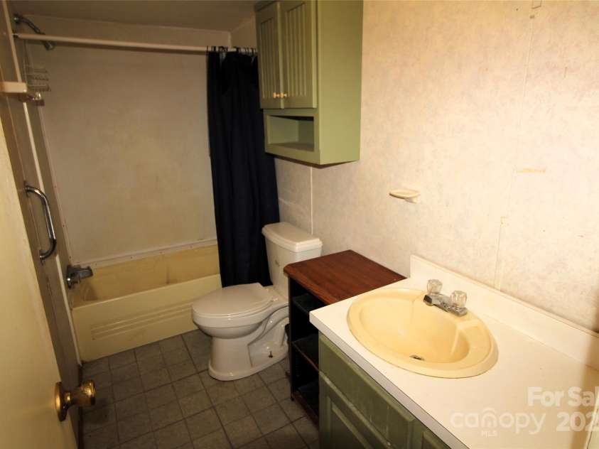 50 McClain Street, York, SC 29745.  MLS# CAR4289770, YatesRealty ID 30763. 