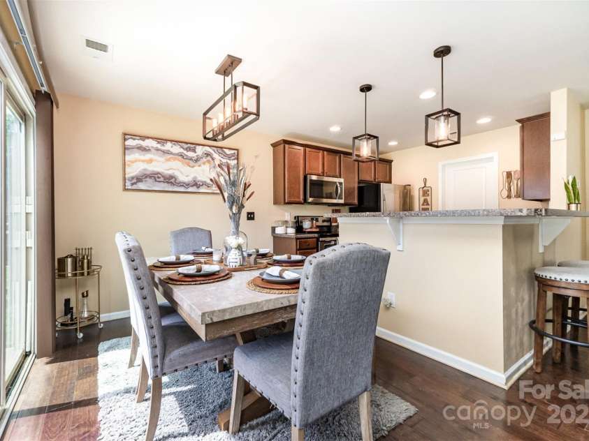 906 Rook Road, Charlotte, NC 28216.  MLS# CAR4281976, YatesRealty ID 30764. 