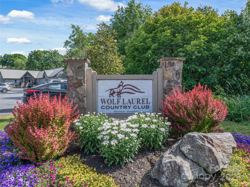 186 Hamlin Lane, Mars Hill, NC 28754.  MLS# CAR4289189, YatesRealty ID 30765. 