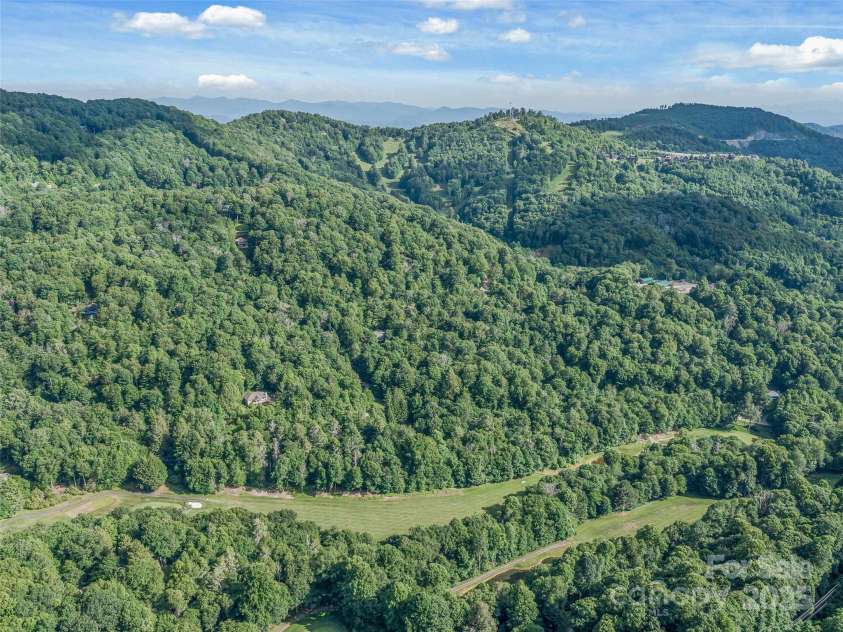 186 Hamlin Lane, Mars Hill, NC 28754.  MLS# CAR4289189, YatesRealty ID 30765. 