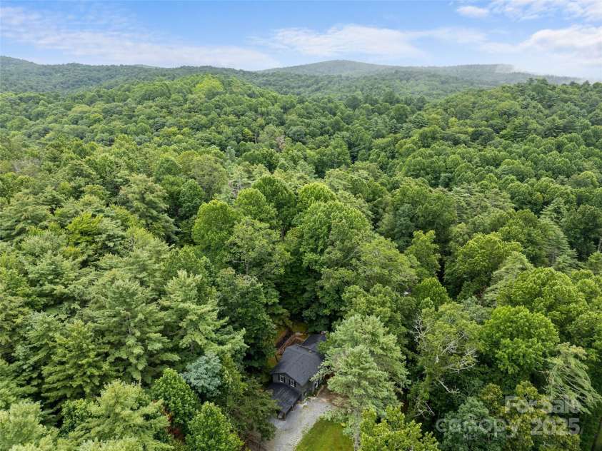 138 Stillwagon Lane, Cedar Mountain, NC 28718.  MLS# CAR4288259, YatesRealty ID 30766. 