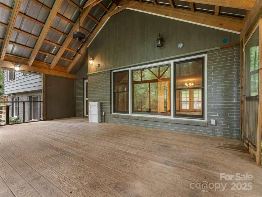 138 Stillwagon Lane, Cedar Mountain, NC 28718.  MLS# CAR4288259, YatesRealty ID 30766. Covered Front Porch