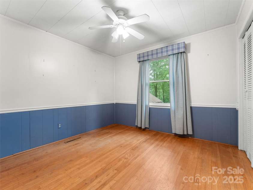 138 Stillwagon Lane, Cedar Mountain, NC 28718.  MLS# CAR4288259, YatesRealty ID 30766. Upstairs Bedroom 1