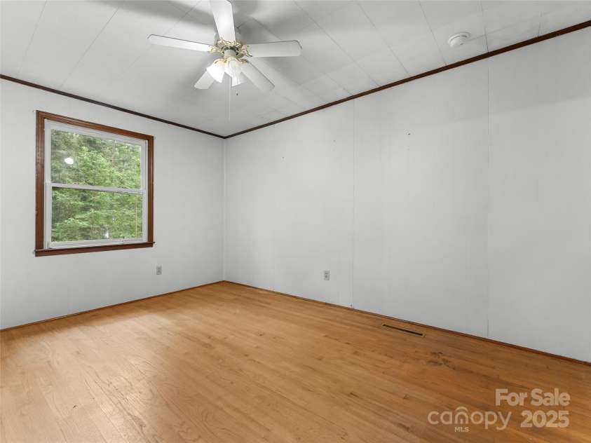 138 Stillwagon Lane, Cedar Mountain, NC 28718.  MLS# CAR4288259, YatesRealty ID 30766. Upstairs Bedroom 2