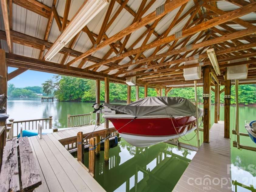 140 Williams Cove Lane, Taylorsville, NC 28681.  MLS# CAR4387713, YatesRealty ID 30767. 