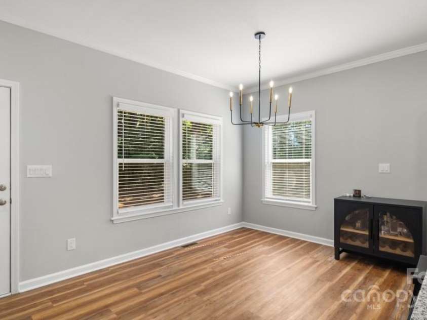 2410 Cedar Lane, Kernersville, NC 27284.  MLS# CAR4289980, YatesRealty ID 30767. 