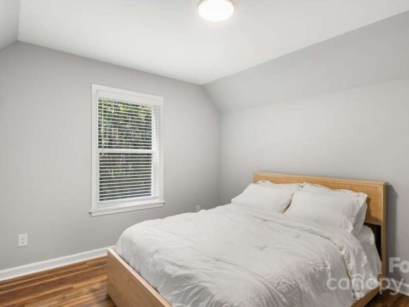 2410 Cedar Lane, Kernersville, NC 27284.  MLS# CAR4289980, YatesRealty ID 30767. 