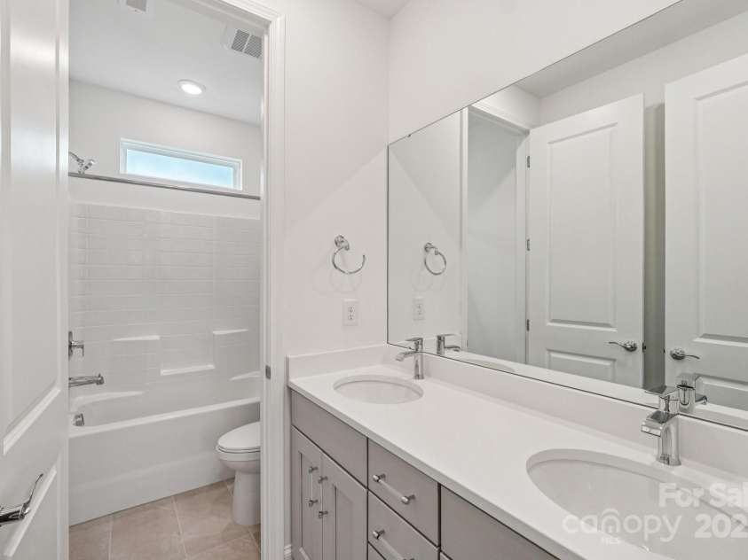 708 Flare Drive, Tega Cay, SC 29708.  MLS# CAR4289571, YatesRealty ID 30768. Secondary bathroom