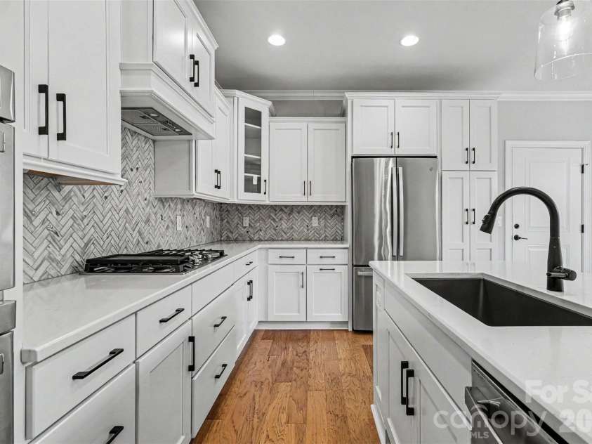 12005 Grove Crossing Drive, Huntersville, NC 28078.  MLS# CAR4391005, YatesRealty ID 3077. 
