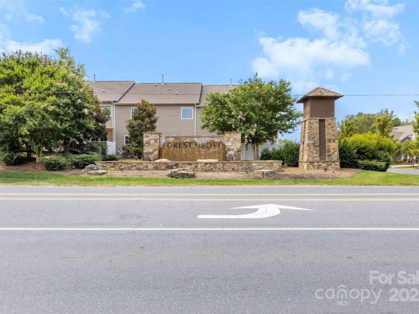 1206 Croft Drive, Fort Mill, SC 29708.  MLS# CAR4280268, YatesRealty ID 3077. Community Entrance
