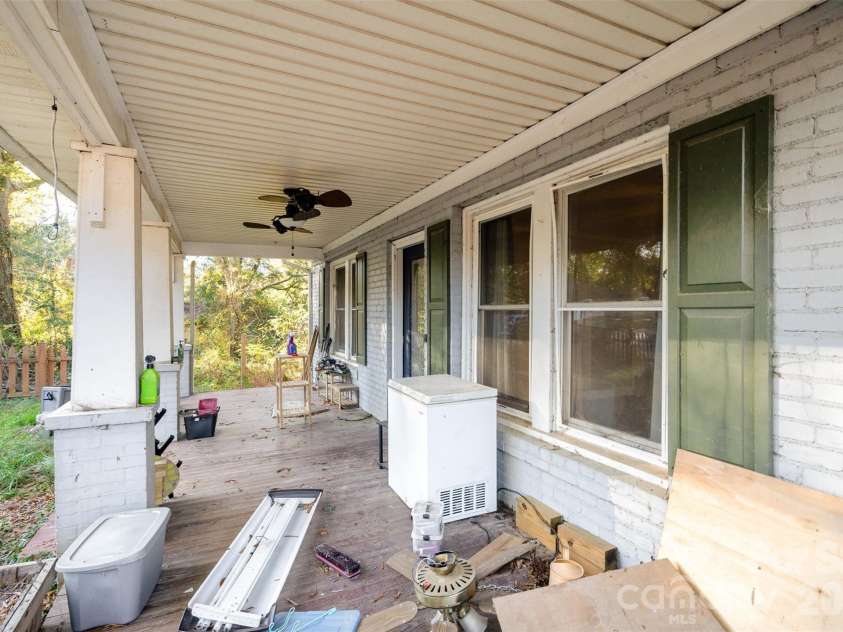 420 Brookwood Avenue, Albemarle, NC 28001.  MLS# CAR4316753, YatesRealty ID 3077. 