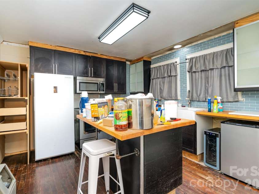 420 Brookwood Avenue, Albemarle, NC 28001.  MLS# CAR4316753, YatesRealty ID 3077. 