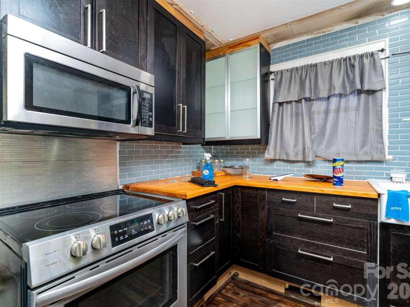 420 Brookwood Avenue, Albemarle, NC 28001.  MLS# CAR4316753, YatesRealty ID 3077. 