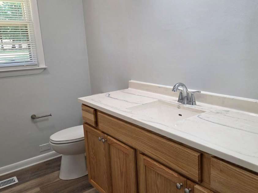 251 Branchwood Circle, Kings Mountain, NC 28086.  MLS# CAR4394195, YatesRealty ID 30770. 