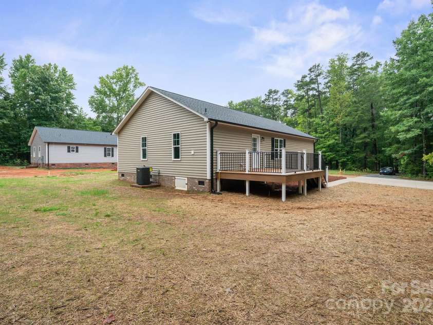 595 Parks Road, Salisbury, NC 28146.  MLS# CAR4289962, YatesRealty ID 30773. Deck