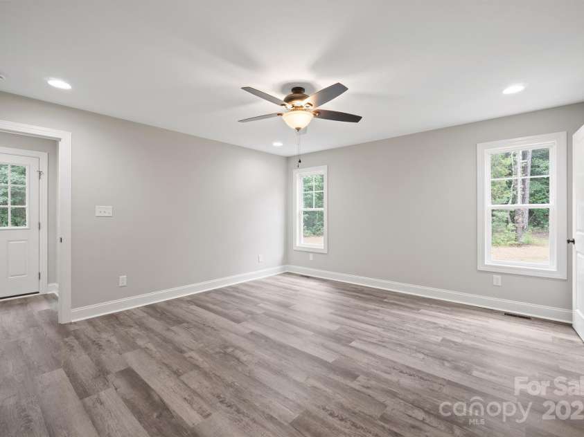 595 Parks Road, Salisbury, NC 28146.  MLS# CAR4289962, YatesRealty ID 30773. Primary Bedroom