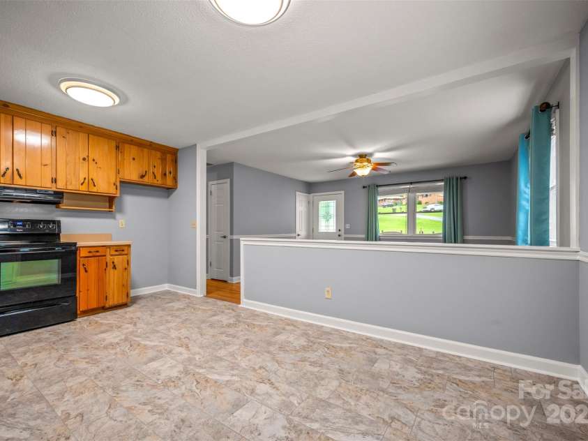 170 Hodge Street, Rutherfordton, NC 28139.  MLS# CAR4289696, YatesRealty ID 30777. 