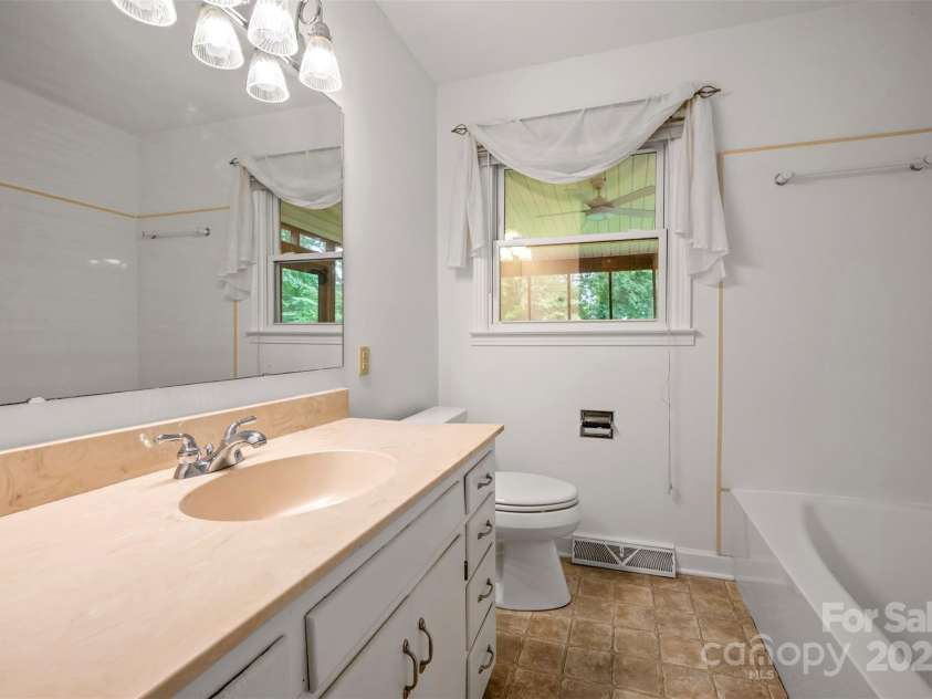 170 Hodge Street, Rutherfordton, NC 28139.  MLS# CAR4289696, YatesRealty ID 30777. 