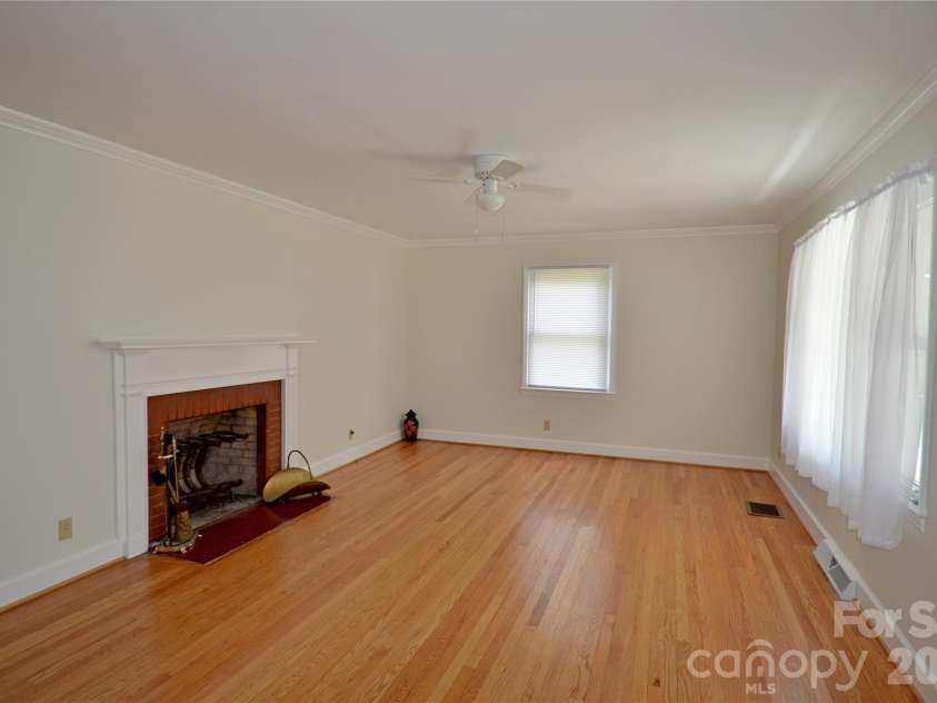 309 Morehead Road, Marion, NC 28752.  MLS# CAR4393785, YatesRealty ID 30778. 