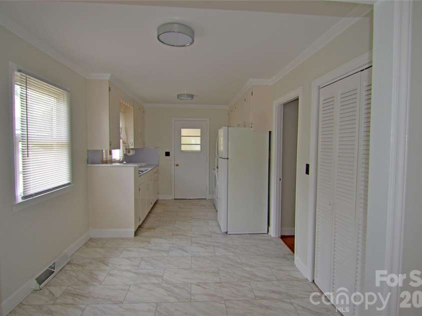 309 Morehead Road, Marion, NC 28752.  MLS# CAR4393785, YatesRealty ID 30778. 