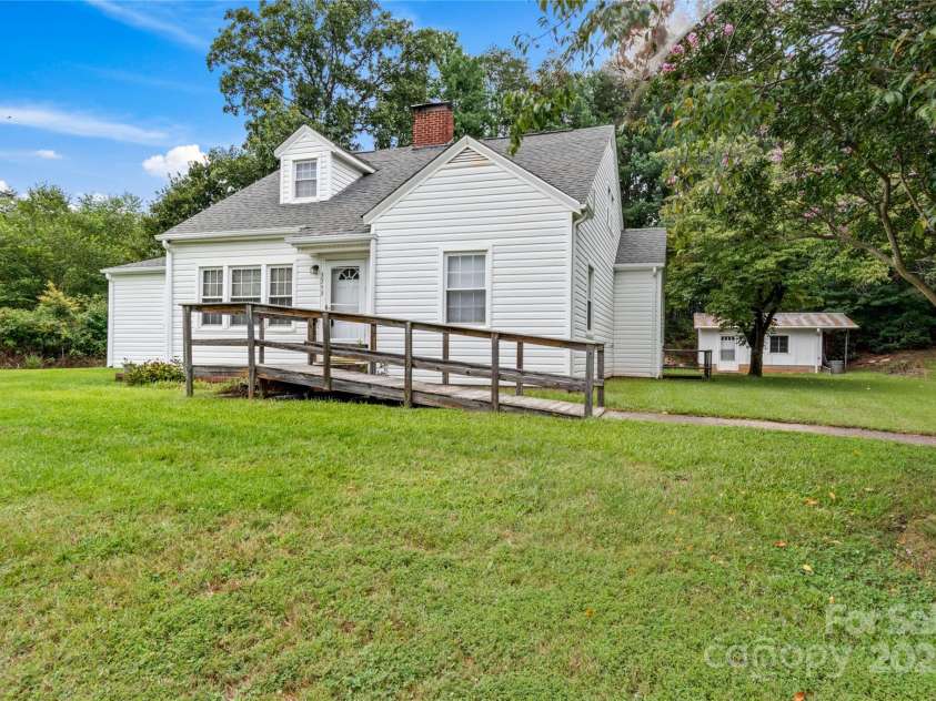 3753 Prides Road, East Bend, NC 27018.  MLS# CAR4290043, YatesRealty ID 30778. 