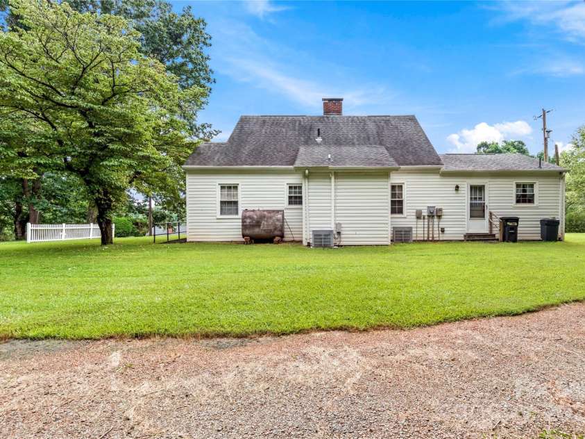 3753 Prides Road, East Bend, NC 27018.  MLS# CAR4290043, YatesRealty ID 30778. 